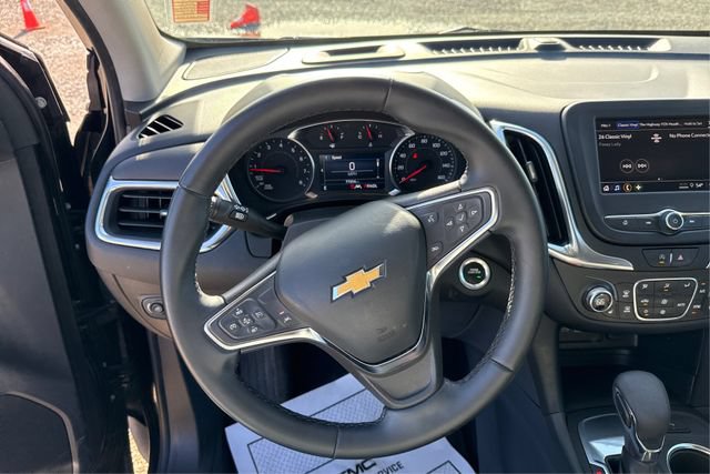 Used 2023 Chevrolet Equinox LT w/ Driver Convenience Package FWD image 16
