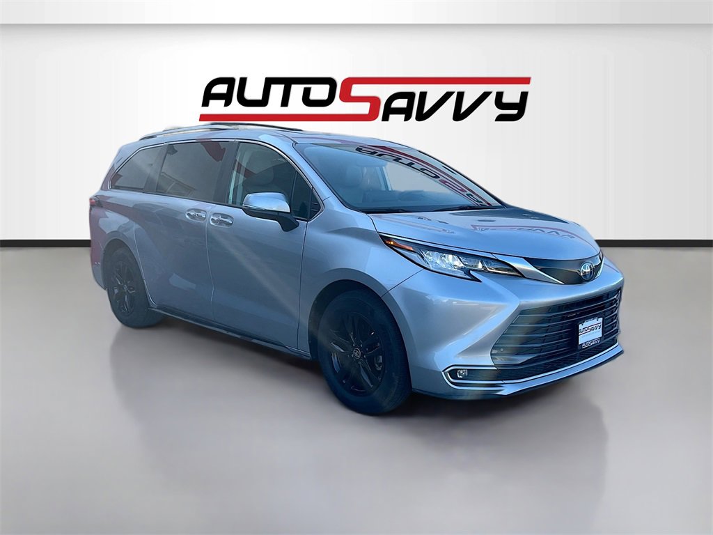 Used 2023 Toyota Sienna Limited