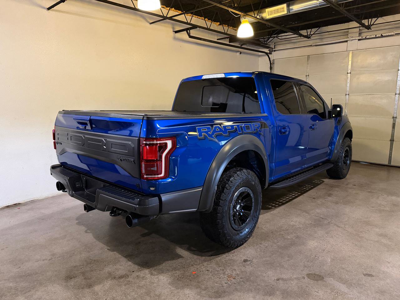 Used 2018 Ford F150 Raptor w/ Equipment Group 802A Luxury AWD/4WD image 6