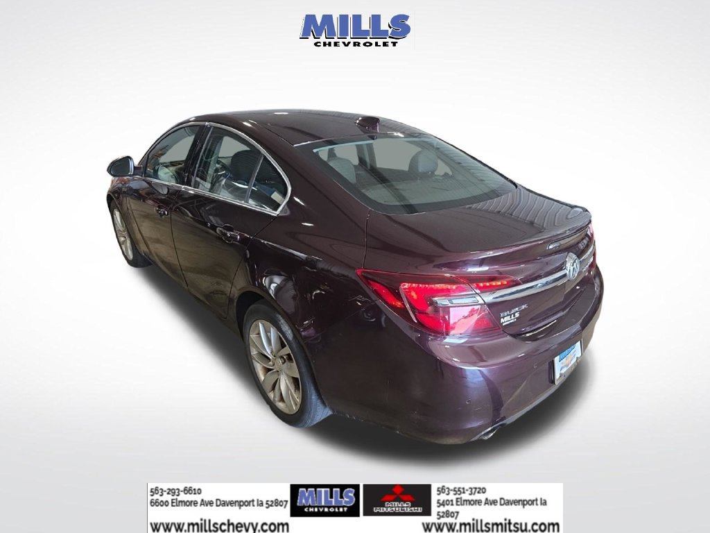 Used 2017 Buick Regal Premium FWD image 3