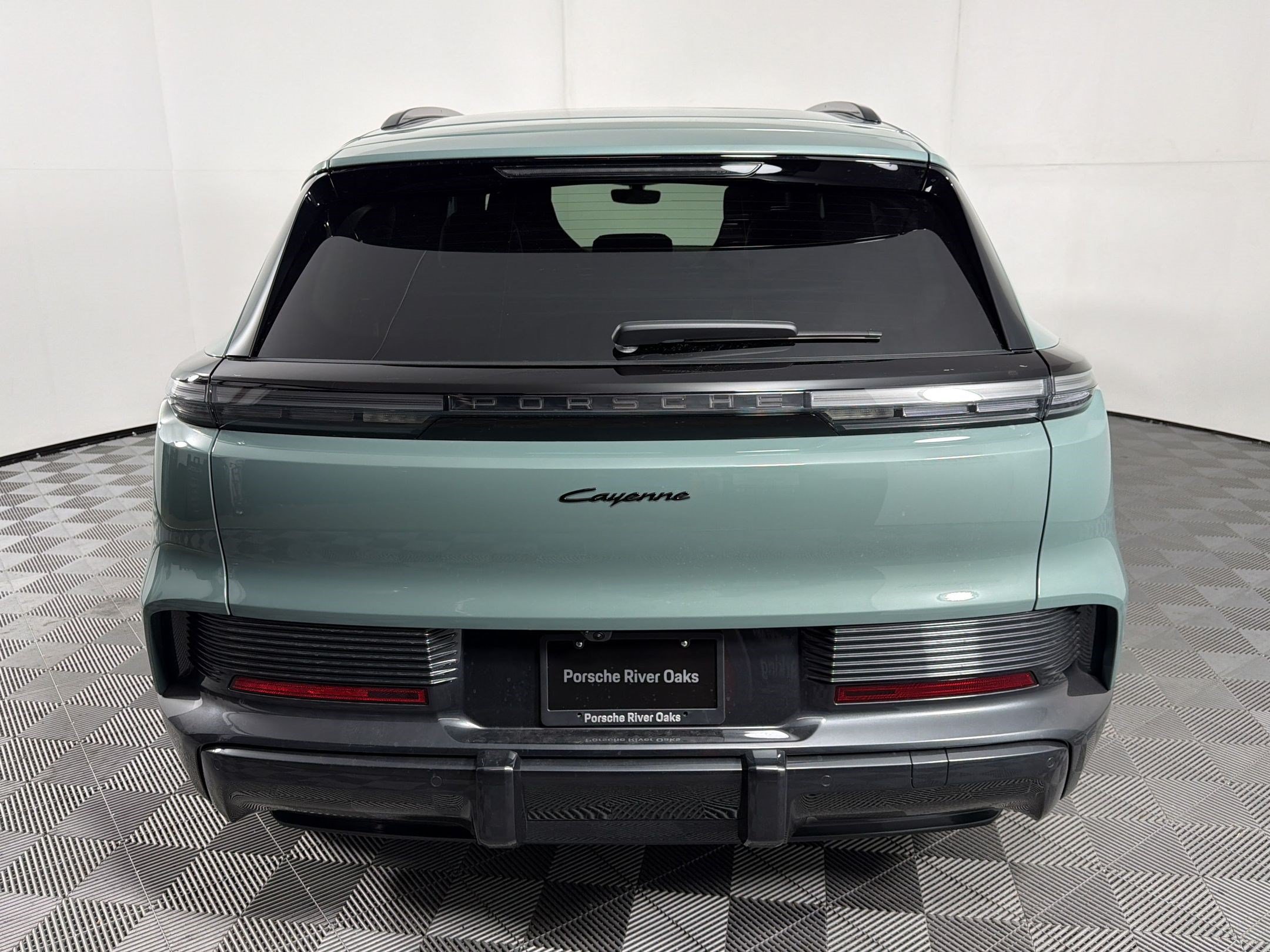 New 2026 Porsche Cayenne Electric AWD/4WD image 10