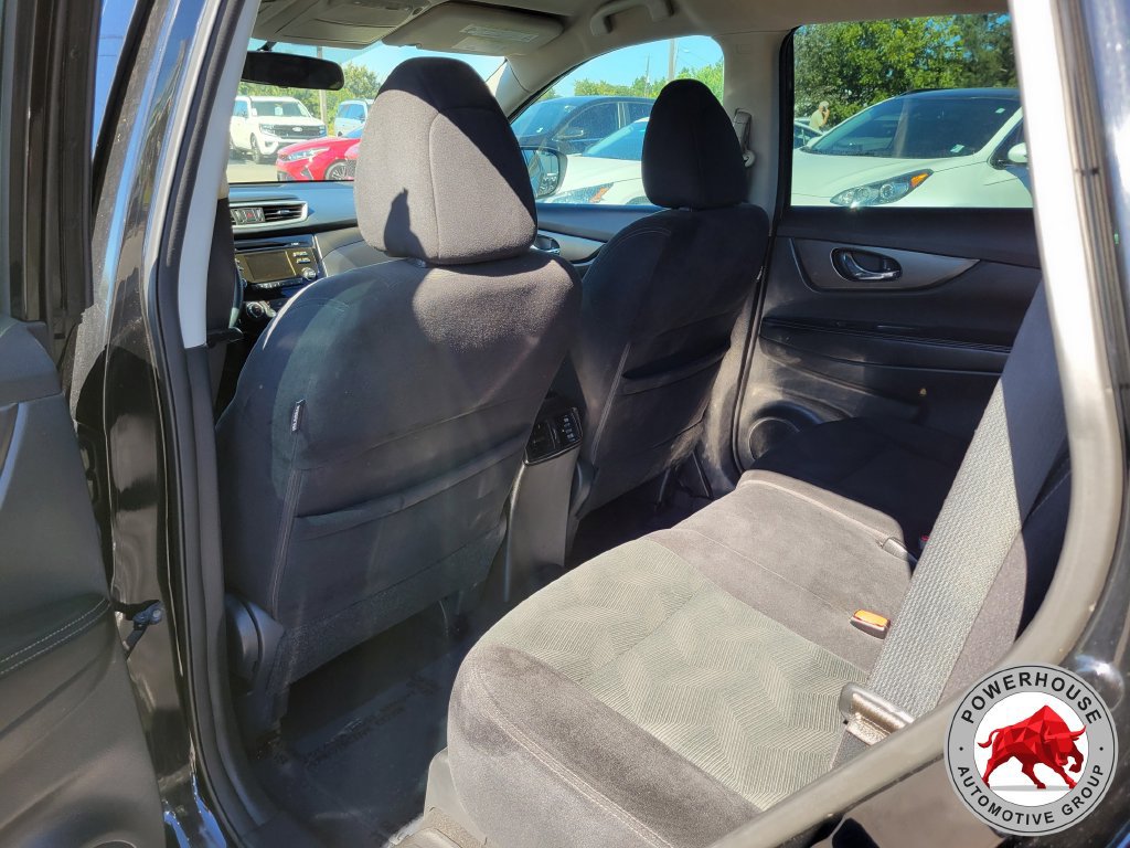 Used 2016 Nissan Rogue S FWD image 14