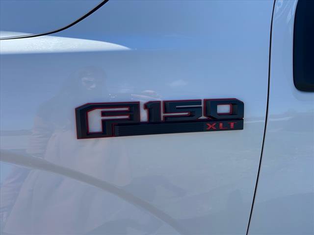 Used 2018 Ford F150 XLT w/ Equipment Group 302A Luxury AWD/4WD image 14