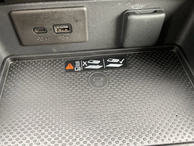 Used 2025 Buick Envision Preferred image 22