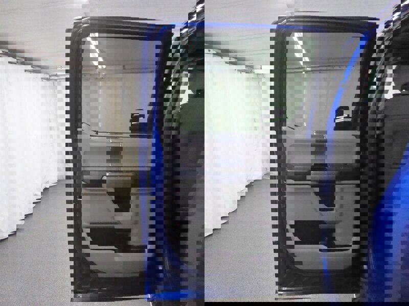 Used 2017 Ford F150 XLT w/ Equipment Group 302A Luxury image 28