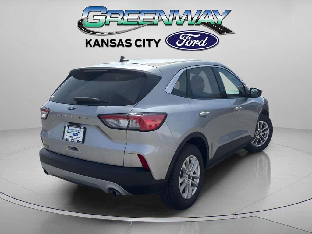 Used 2021 Ford Escape SE image 7