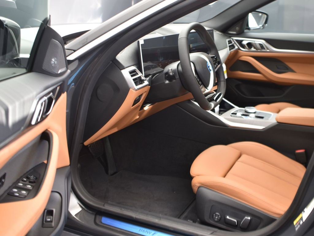 New 2025 BMW i4 eDrive40 w/ Premium Package image 11