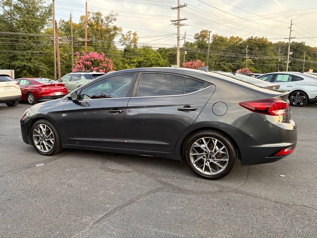 Used 2020 Hyundai Elantra Limited FWD image 4