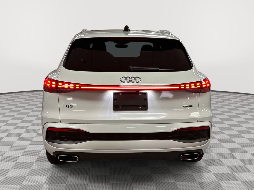 Used 2025 Audi Q5 Premium Plus w/ Premium Plus image 4