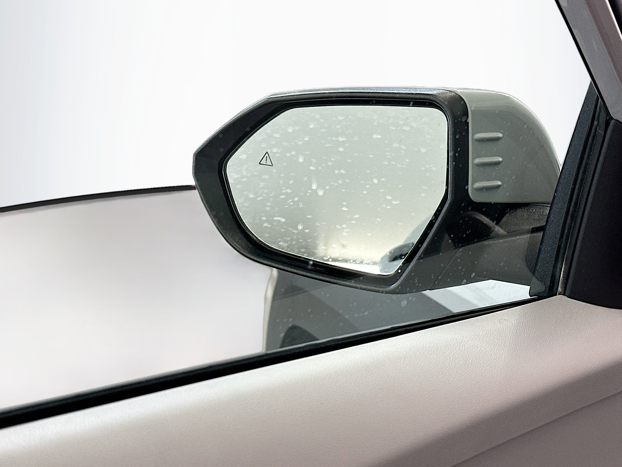 Used 2025 Hyundai Kona SEL image 16