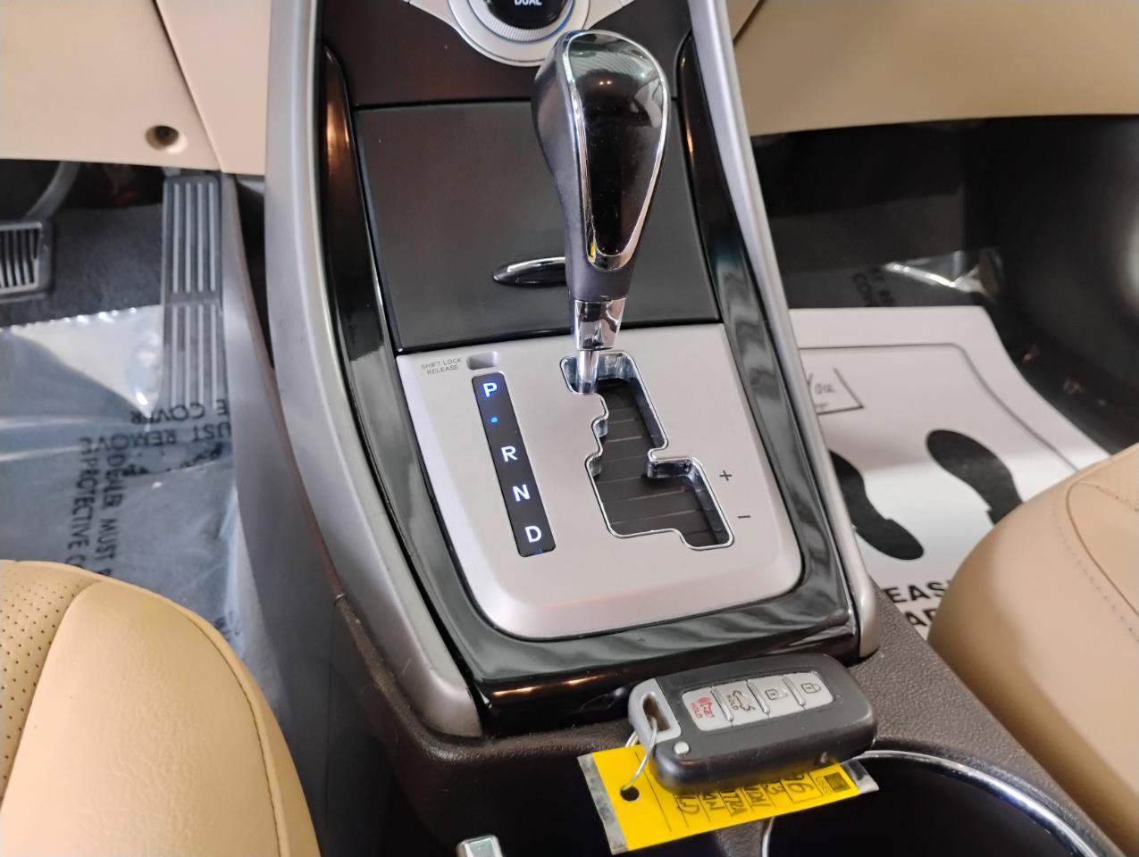 Used 2013 Hyundai Elantra Limited w/ Technology Pkg FWD image 78