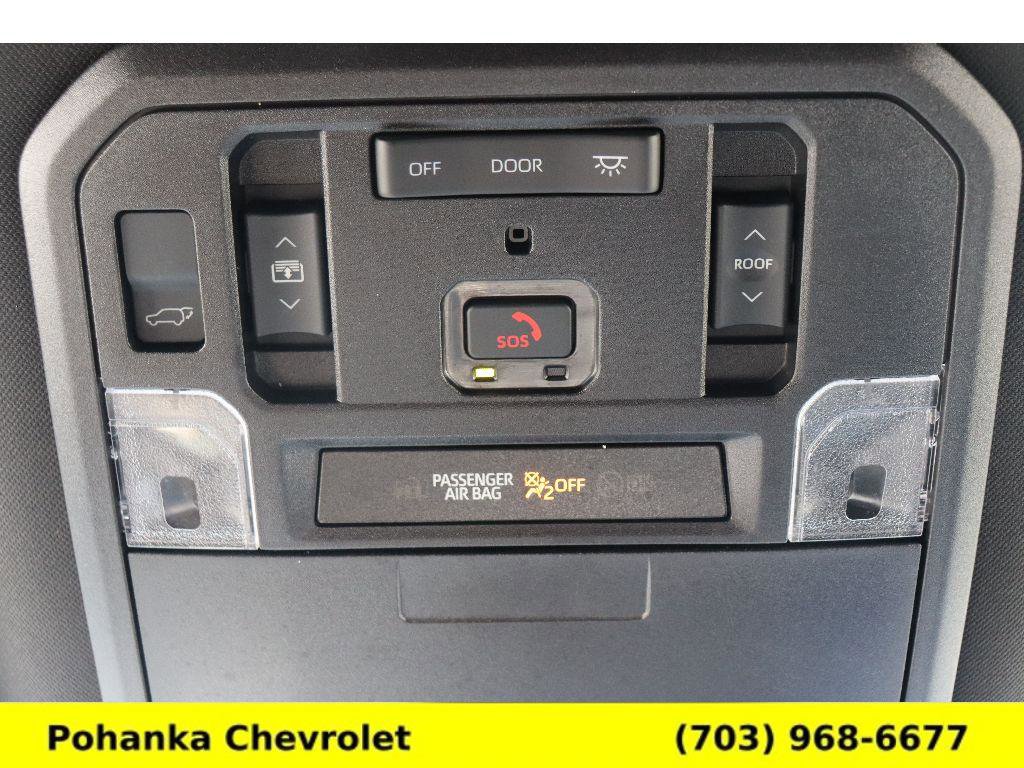 Used 2025 Toyota Sequoia Limited w/ Tow Technology Package AWD/4WD image 20