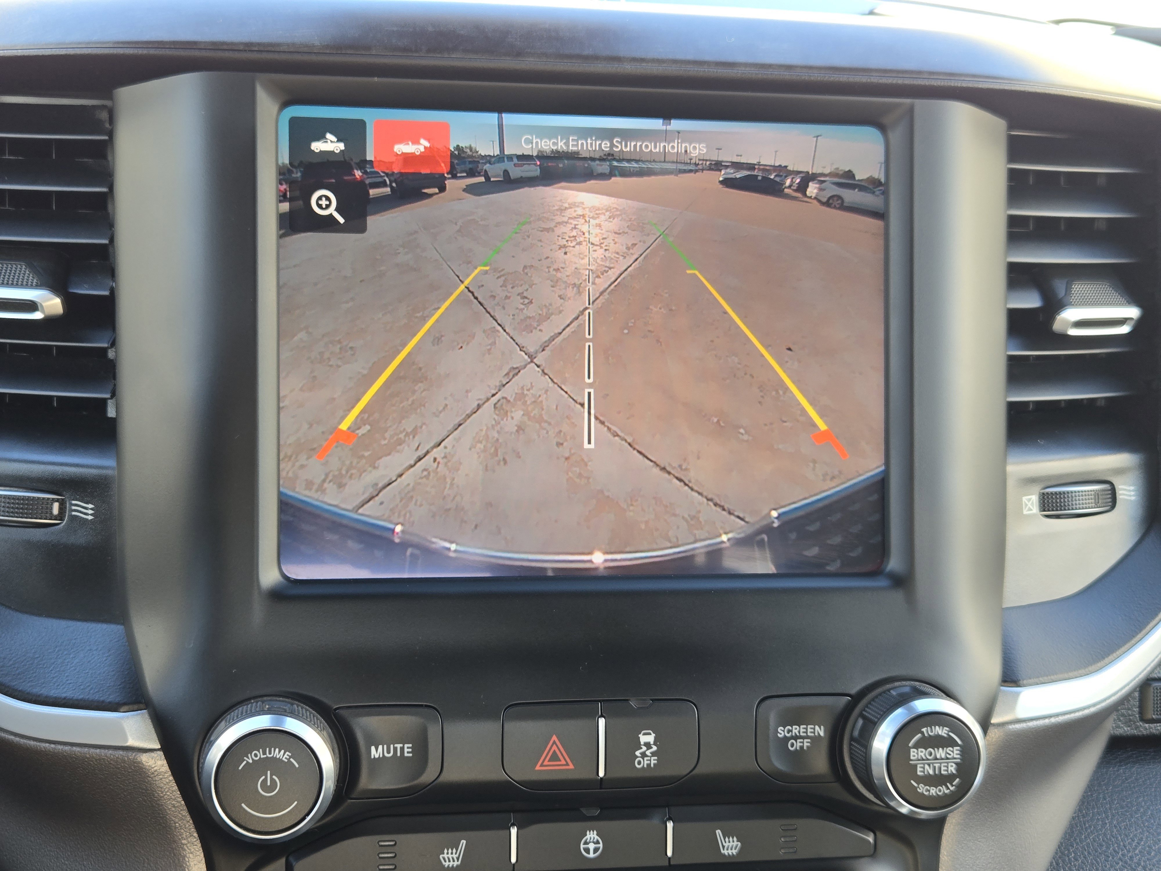 Used 2024 RAM 3500 Big Horn w/ Heated Seats & Wheel Group image 21