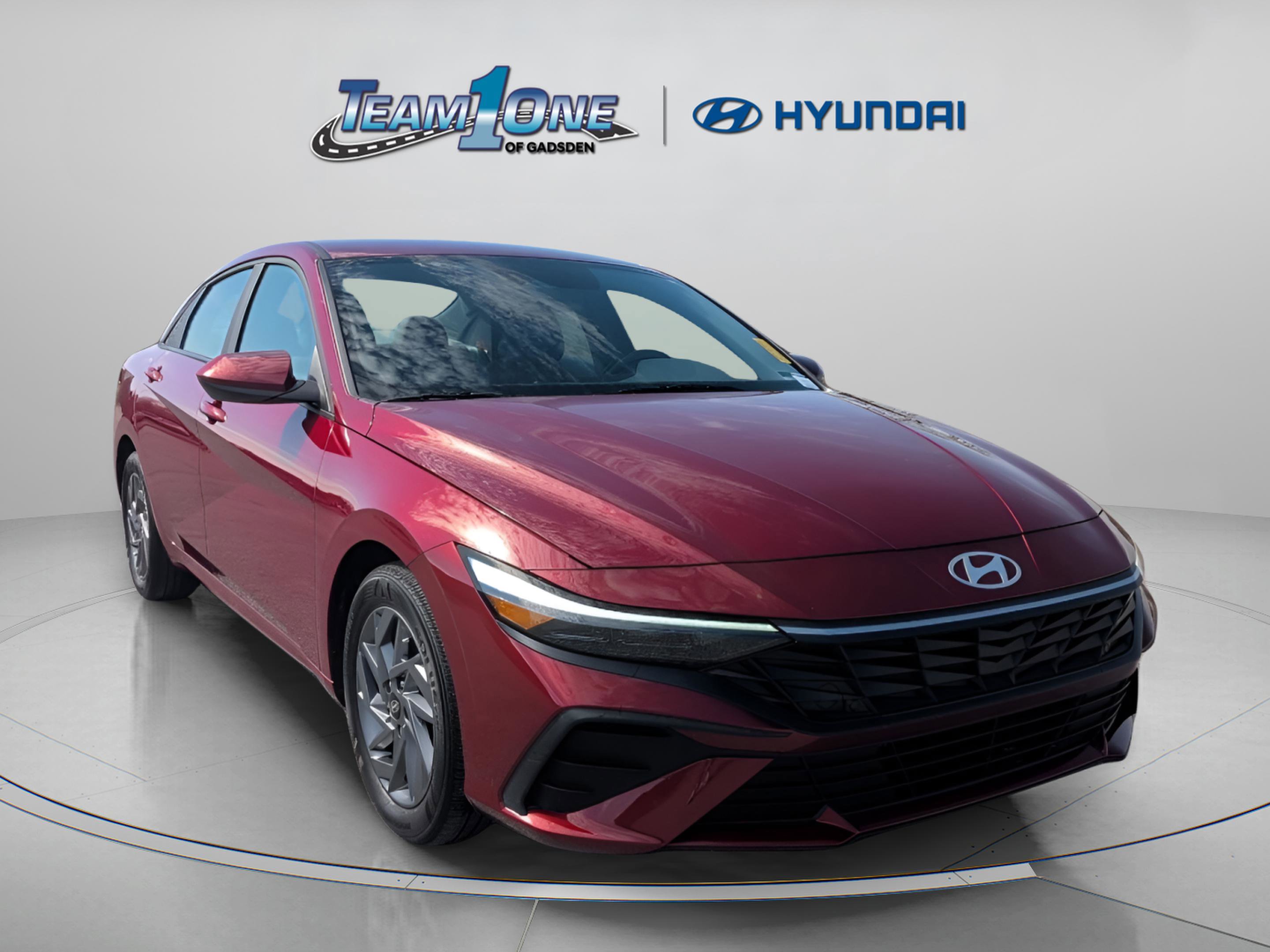 Used 2024 Hyundai Elantra SEL video 1