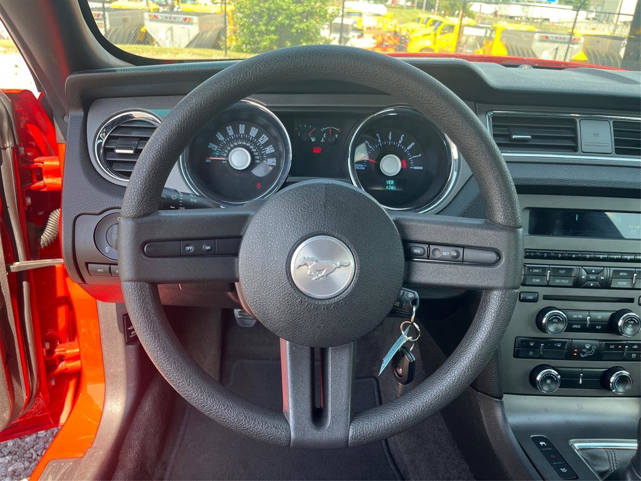 Used 2011 Ford Mustang GT RWD image 17