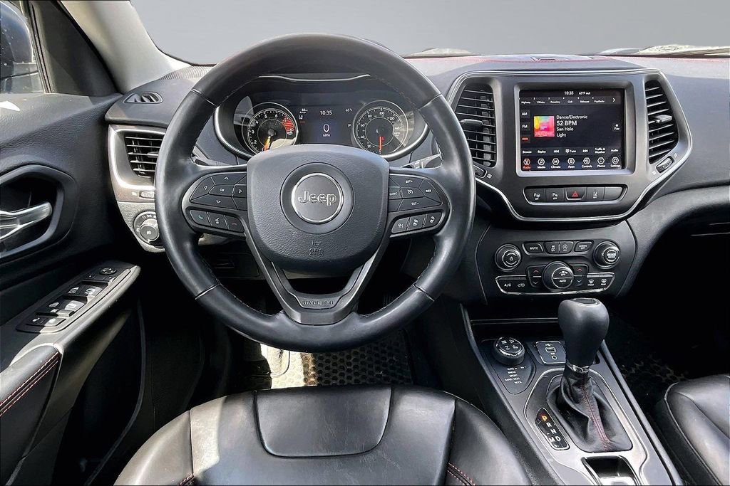Certified 2021 Jeep Cherokee Trailhawk w/ Technology Group AWD/4WD image 5