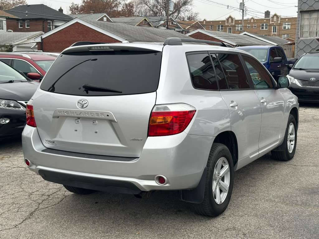 Used 2010 Toyota Highlander SE image 8