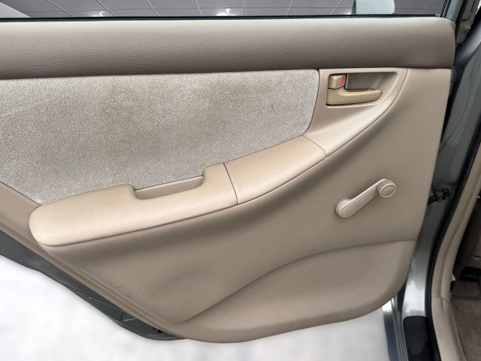 Used 2003 Toyota Corolla CE image 19