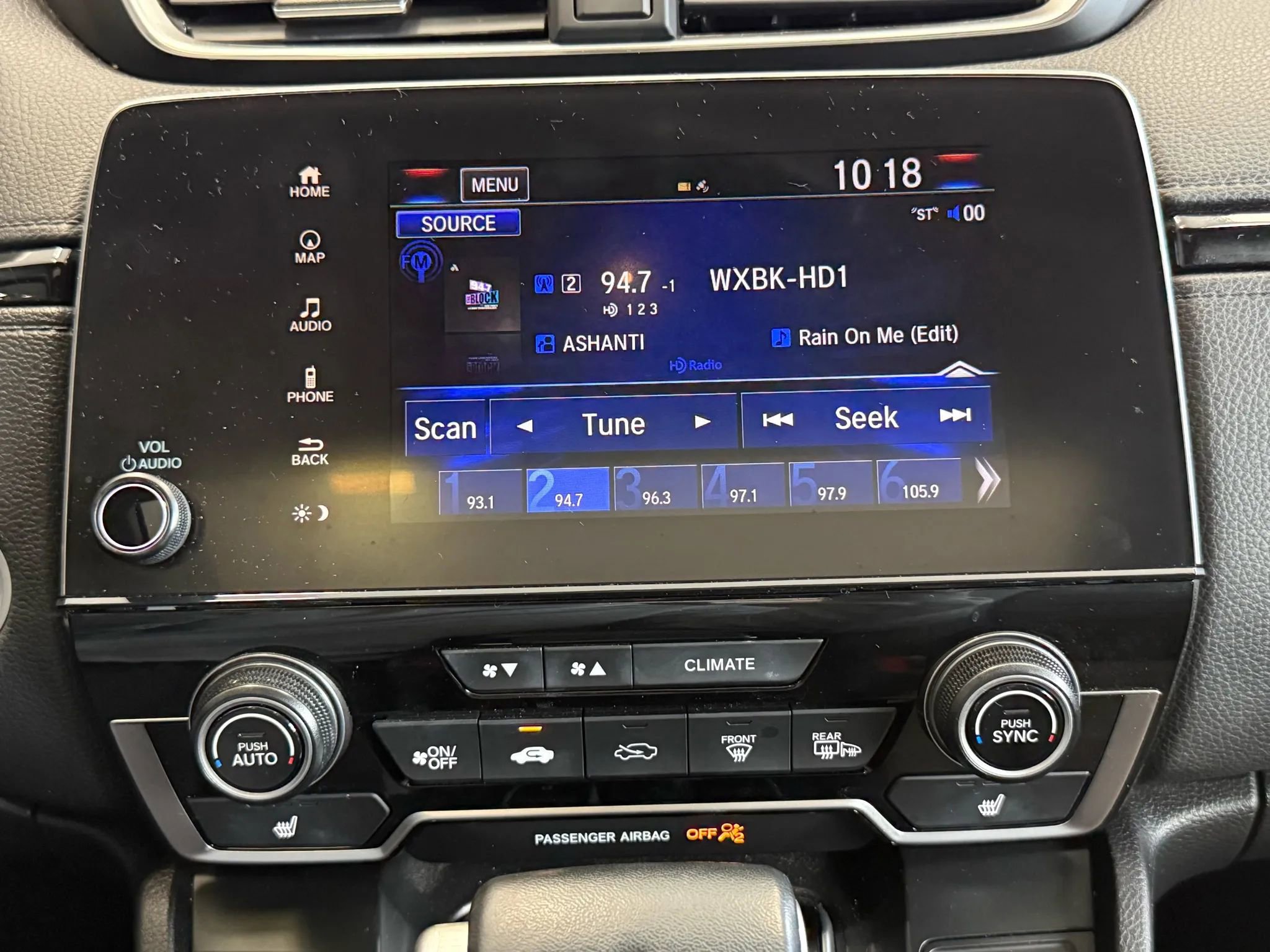 Used 2022 Honda CR-V Touring image 16