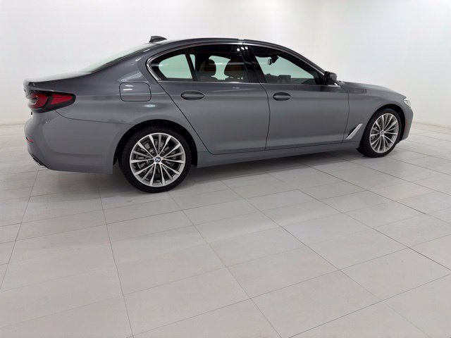 Certified 2023 BMW 530i xDrive w/ Convenience Package AWD/4WD image 6