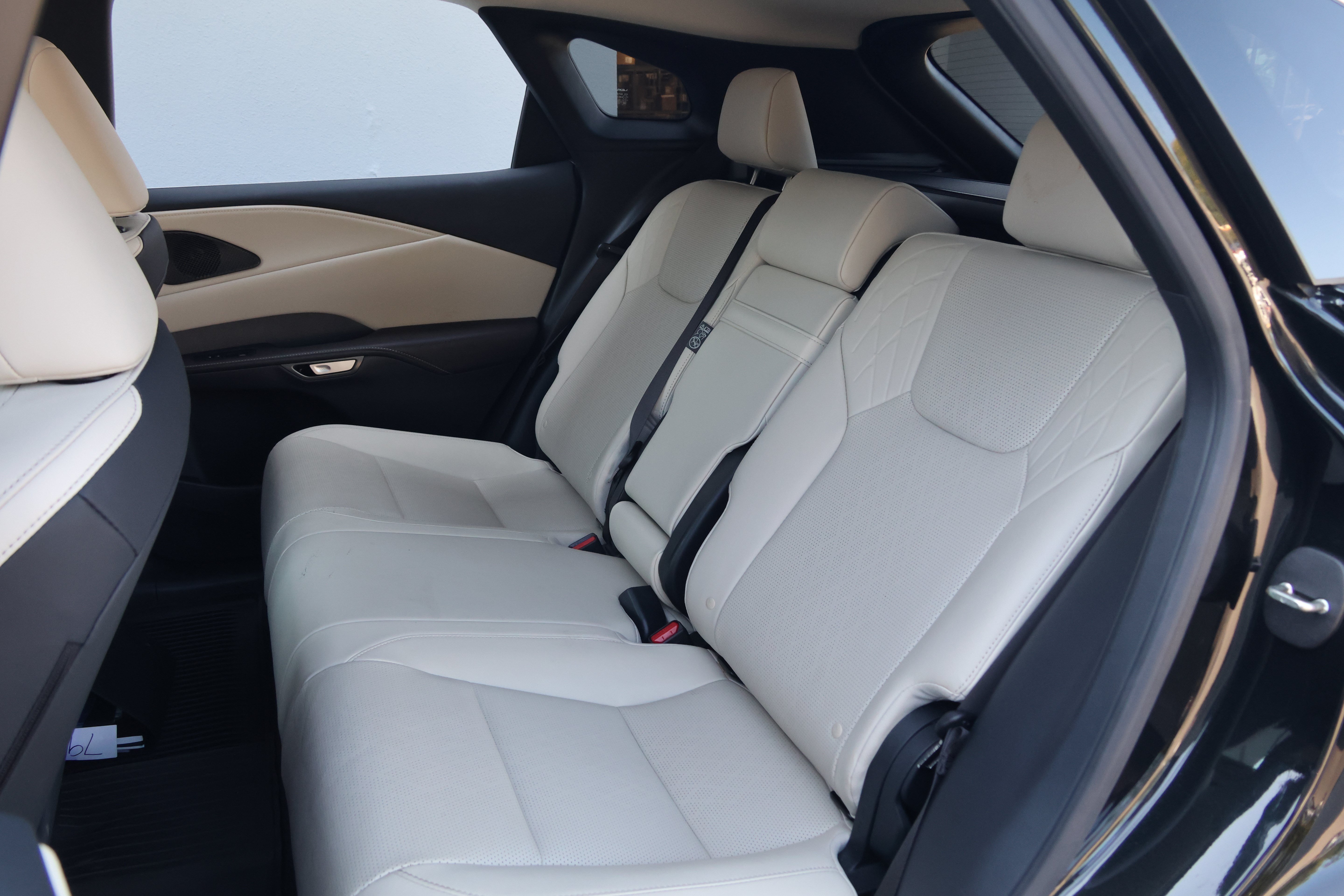 Certified 2025 Lexus RX 350 Premium Plus w/ Accessory Package (Z1) FWD image 36