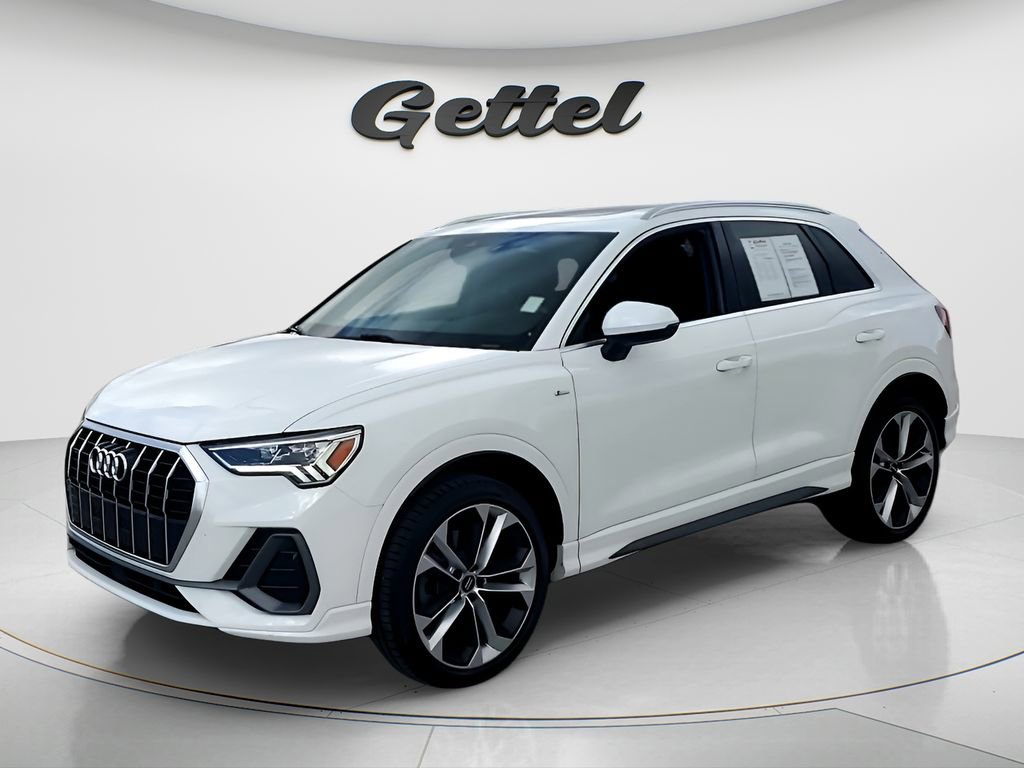 Used 2020 Audi Q3 2.0T Premium Plus w/ Premium Plus Package AWD/4WD image 1