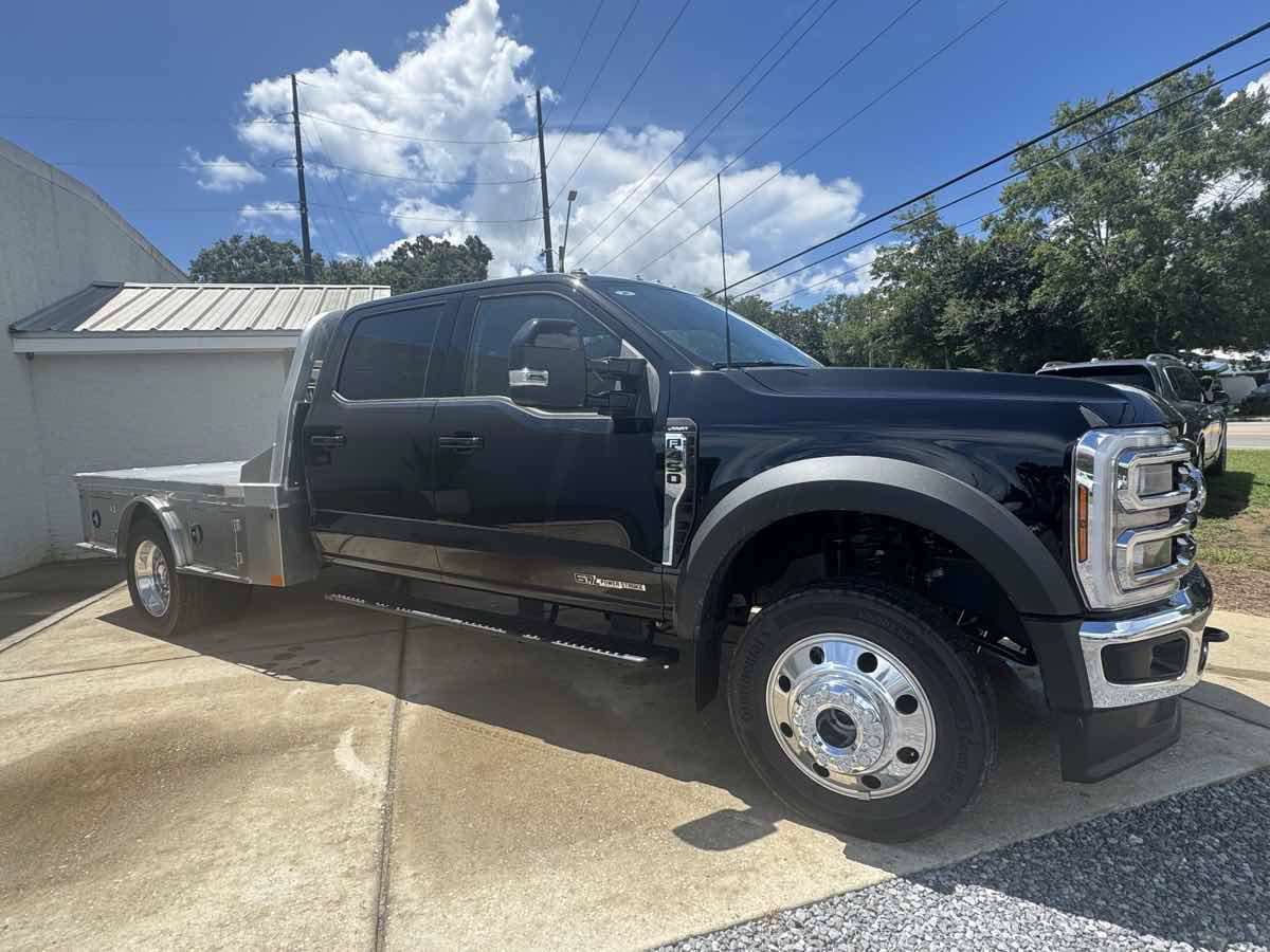 Used 2026 Ford F450 Lariat AWD/4WD image 4
