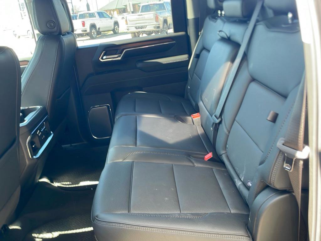 New 2024 GMC Sierra 2500 Denali w/ Technology Package image 19