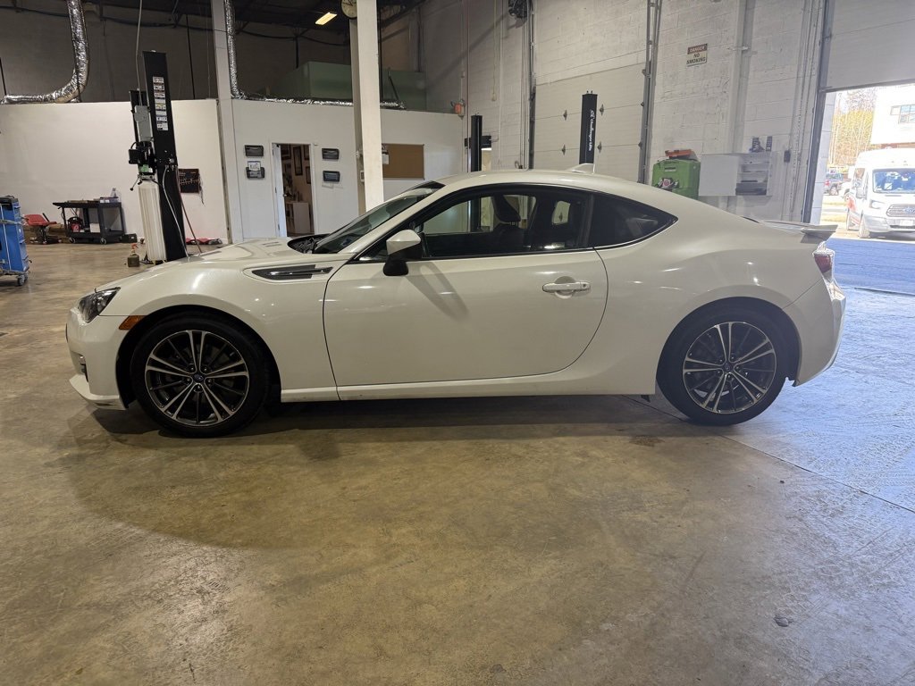 Used 2016 Subaru BRZ Limited w/ Popular Package #4 image 3