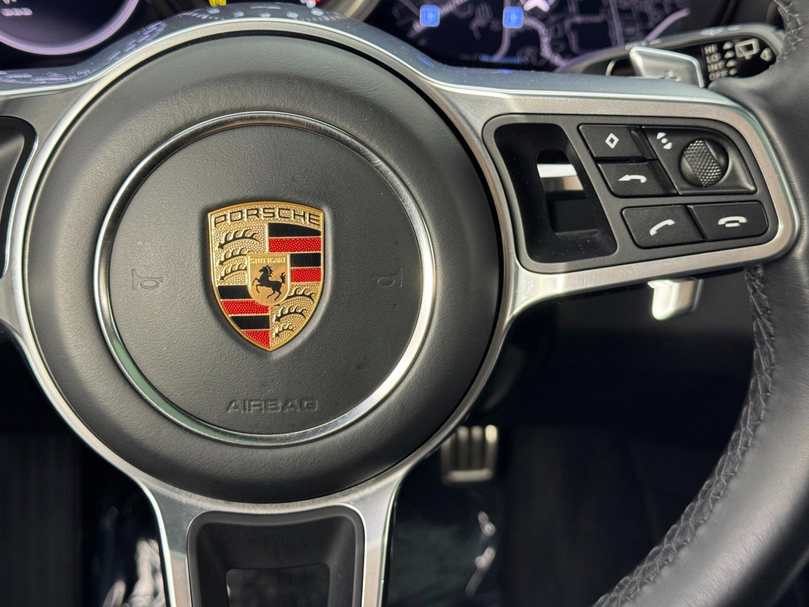 Used 2023 Porsche Cayenne S Platinum image 22