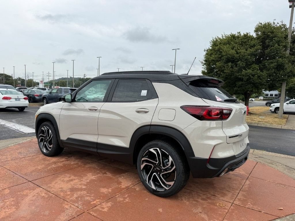 New 2026 Chevrolet TrailBlazer RS w/ Convenience Package FWD image 4