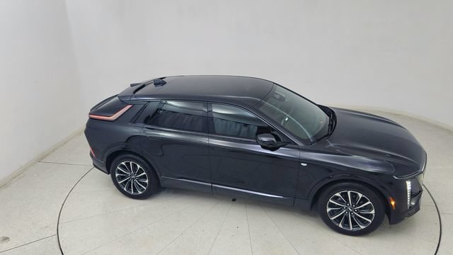 Used 2025 Cadillac Lyriq Sport AWD/4WD image 77