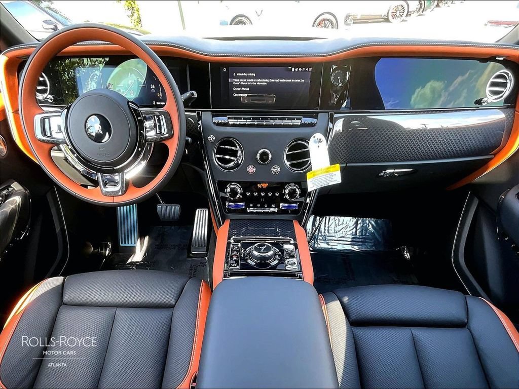 New 2027 Rolls-Royce Cullinan Black Badge AWD/4WD image 5