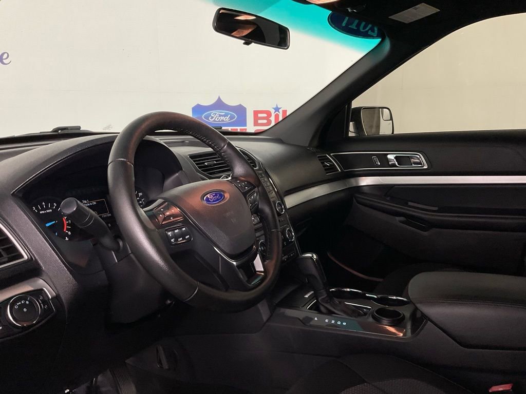 Certified 2017 Ford Explorer XLT image 13