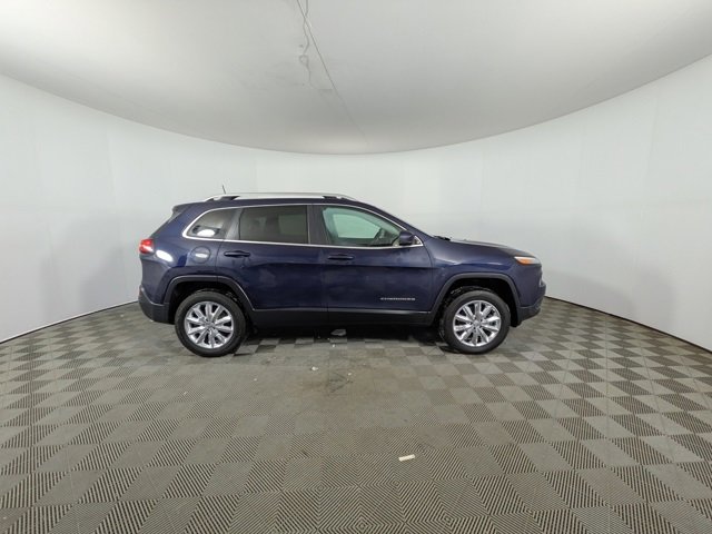 Used 2016 Jeep Cherokee Limited image 29