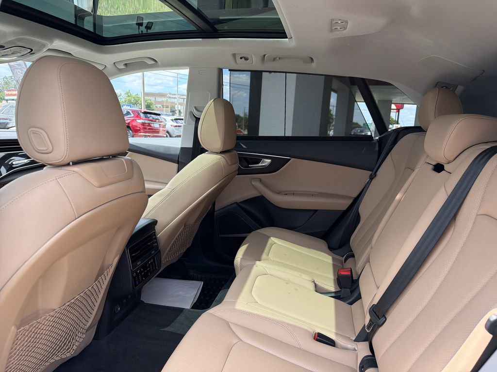 Used 2021 Audi Q8 Prestige AWD/4WD image 14