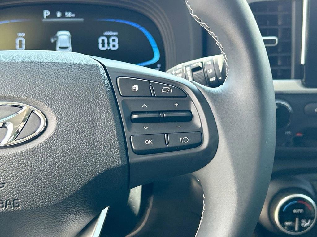 New 2026 Hyundai Venue SEL image 32