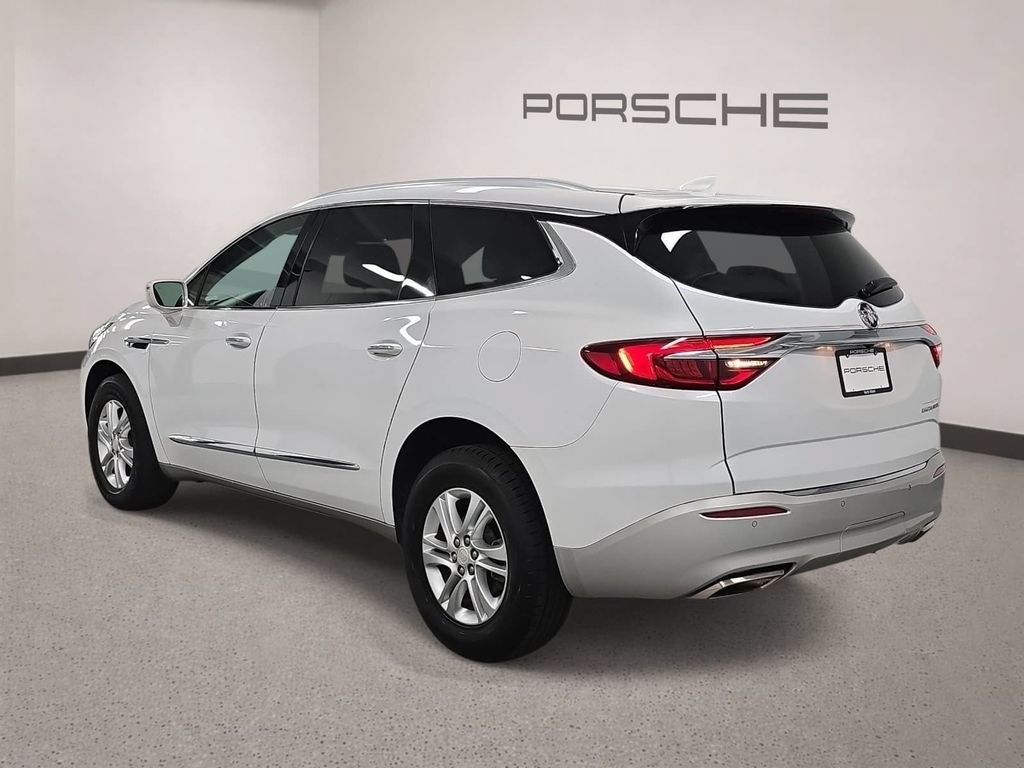 Used 2019 Buick Enclave Essence FWD image 3