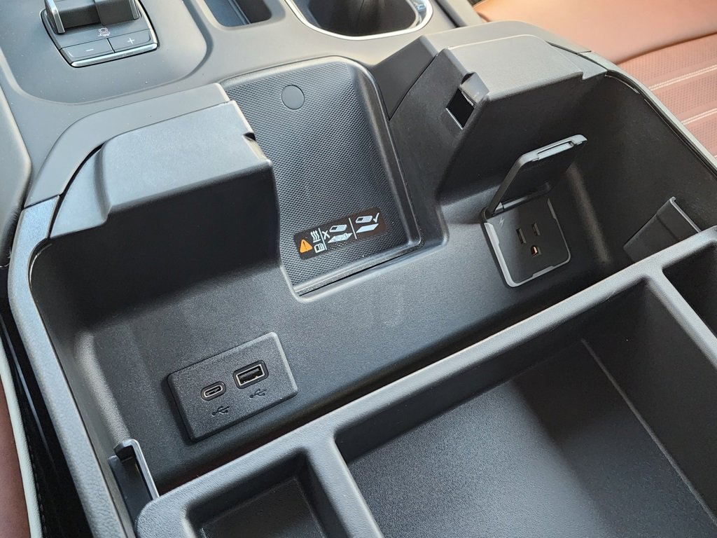 New 2026 GMC Sierra 3500 Denali Ultimate image 35