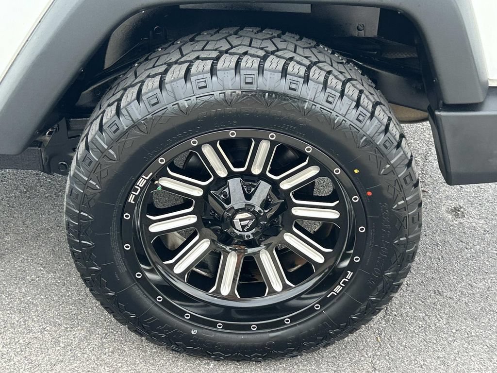 Used 2016 Jeep Wrangler Sport w/ Quick Order Package 24S AWD/4WD image 17