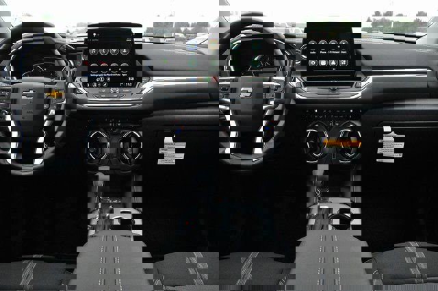 New 2025 Chevrolet Blazer LT w/ Convenience Package image 14