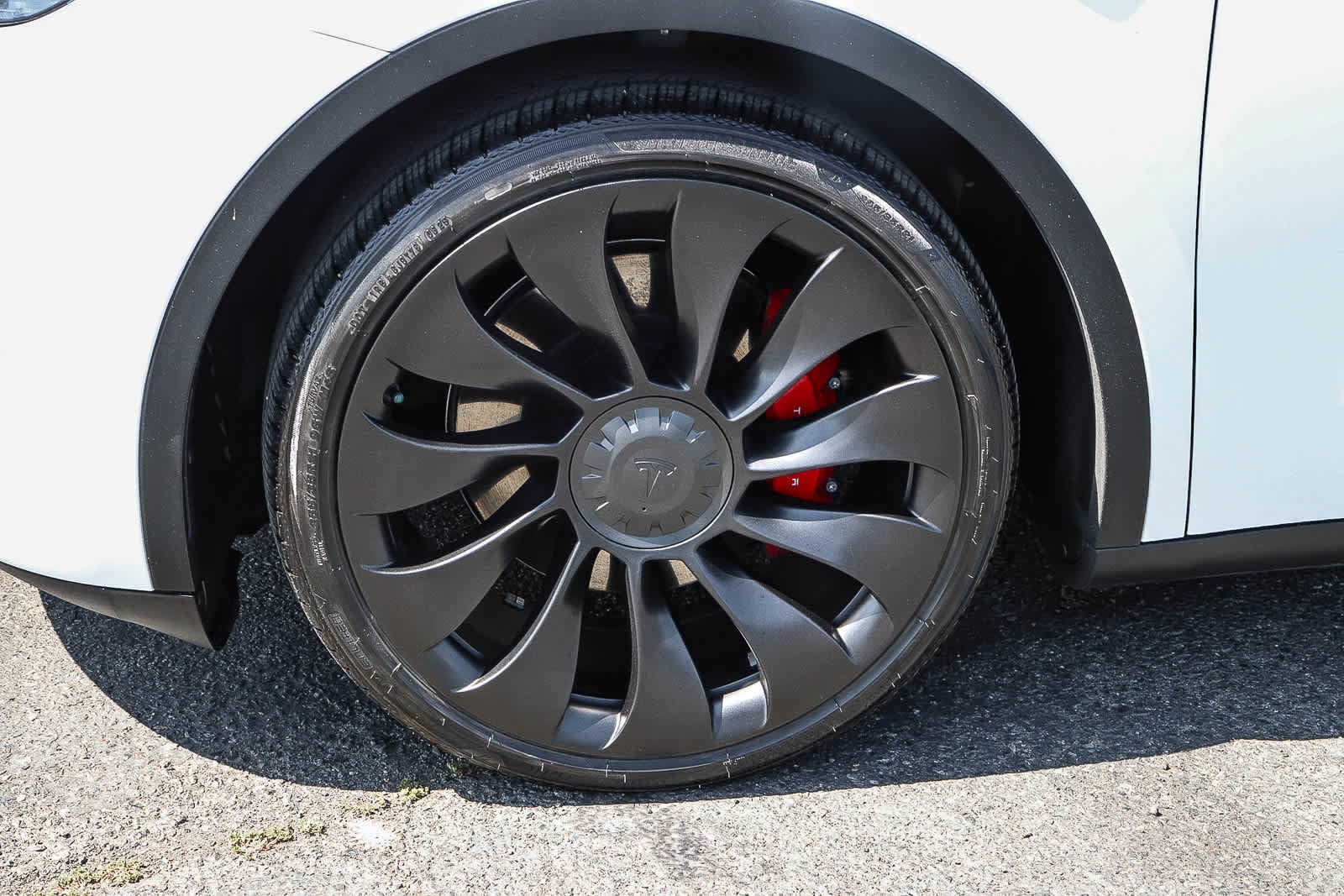 Used 2021 Tesla Model Y Performance AWD/4WD image 14