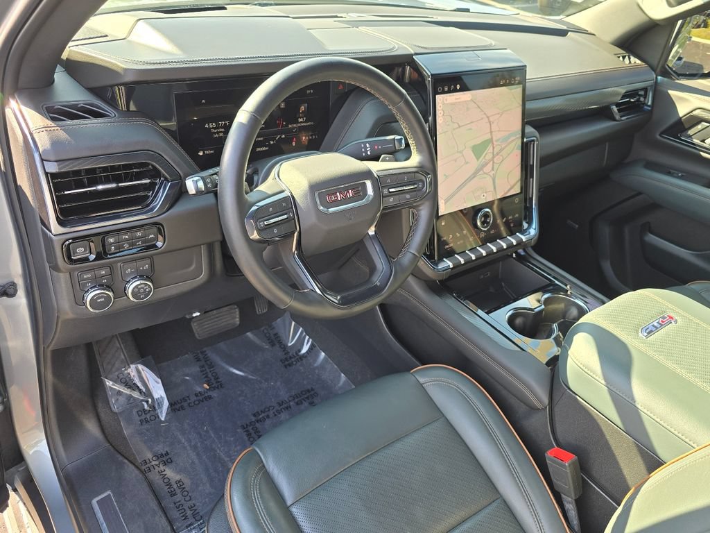Certified 2025 GMC Yukon AT4 w/ AT4 Premium Package AWD/4WD image 12