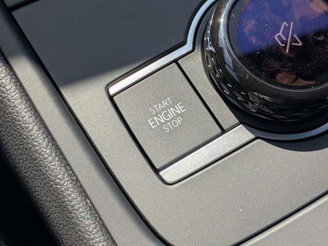 New 2026 Volkswagen Tiguan SE R-Line FWD image 27