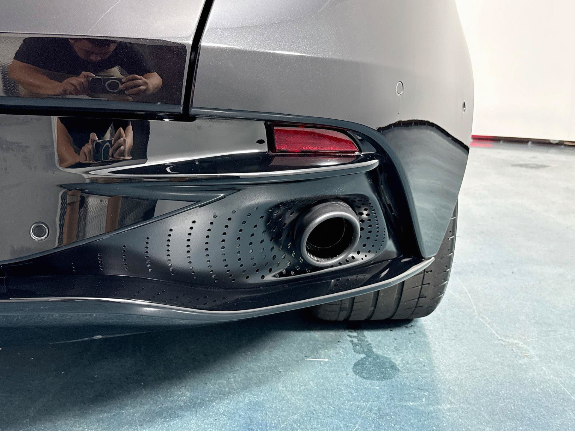 Used 2020 Aston Martin DB11 Coupe RWD image 46