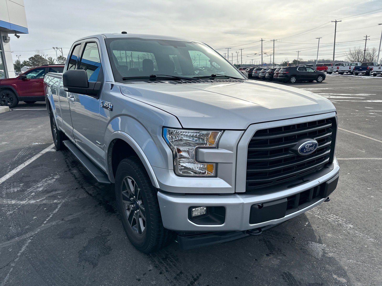 Used 2017 Ford F150 XLT w/ Equipment Group 301A Mid image 3