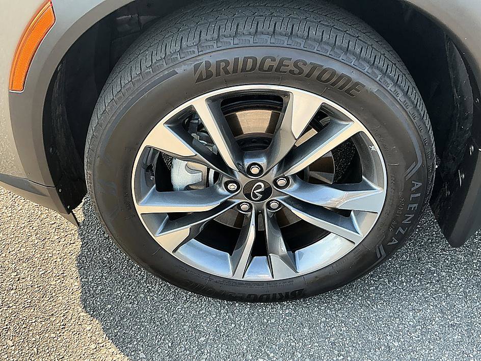 Used 2023 INFINITI QX60 Luxe w/ Cargo Package image 7