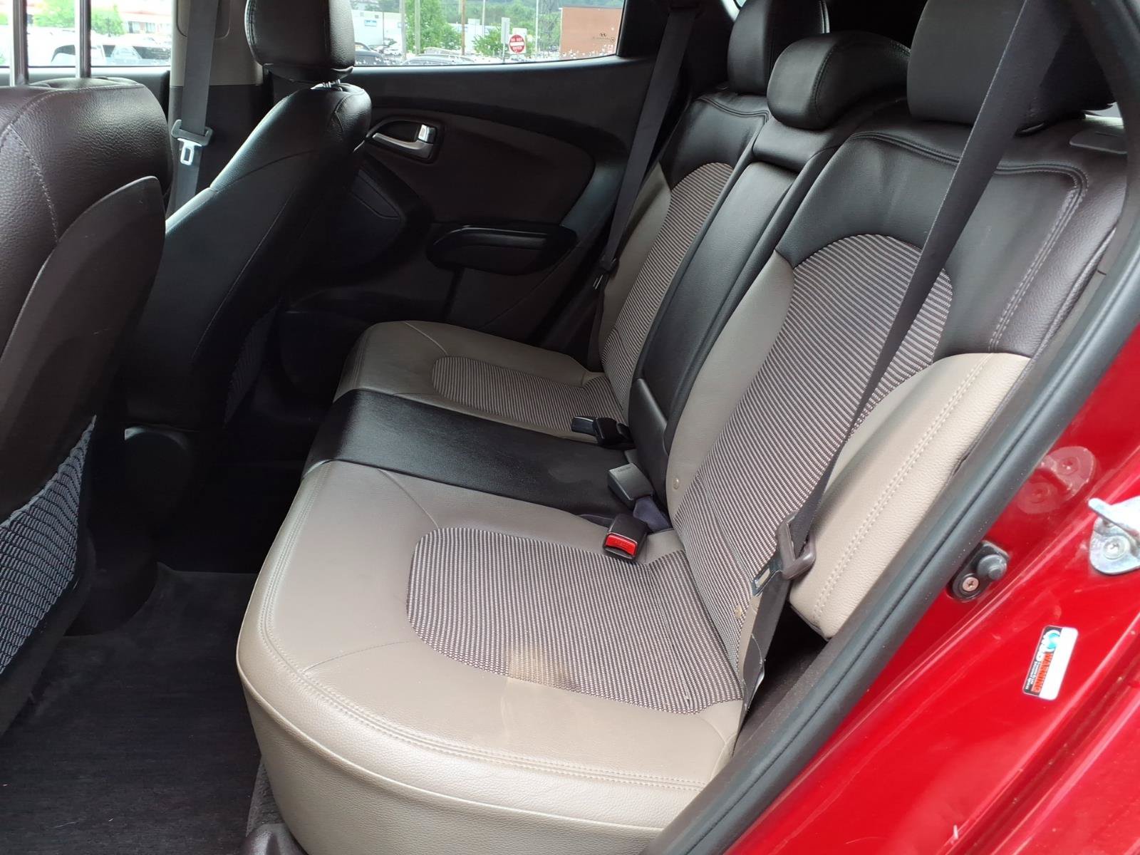 Used 2013 Hyundai Tucson GLS AWD/4WD image 9