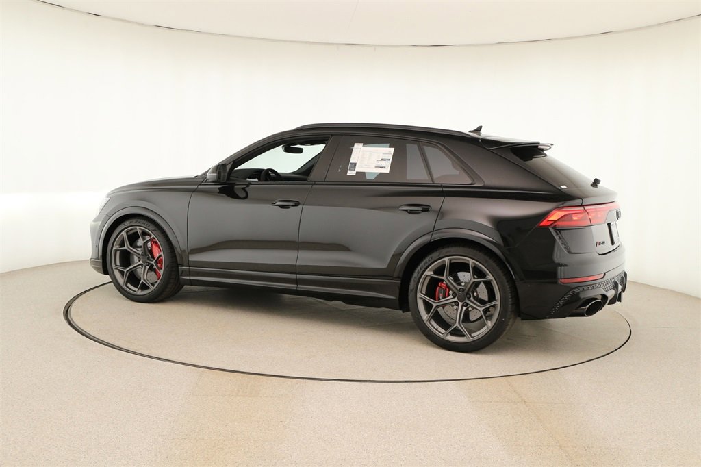 New 2026 Audi RS Q8 performance image 3