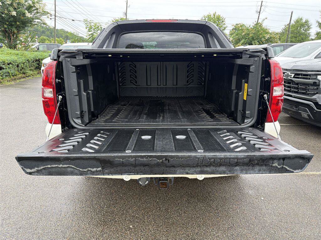 Used 2008 Chevrolet Avalanche LT w/ LT Preferred Equipment Group RWD image 4